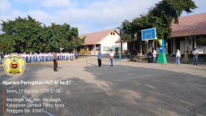 SMK Negeri 1 Masbagik Gelar Upacara HUT ke-81 Kemerdekaan RI
